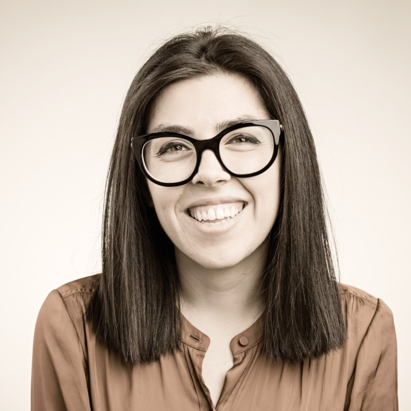 Adriana Rinna Headshot